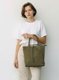 Cartera de Cuero Lazo Midi Nobuk Oliva
