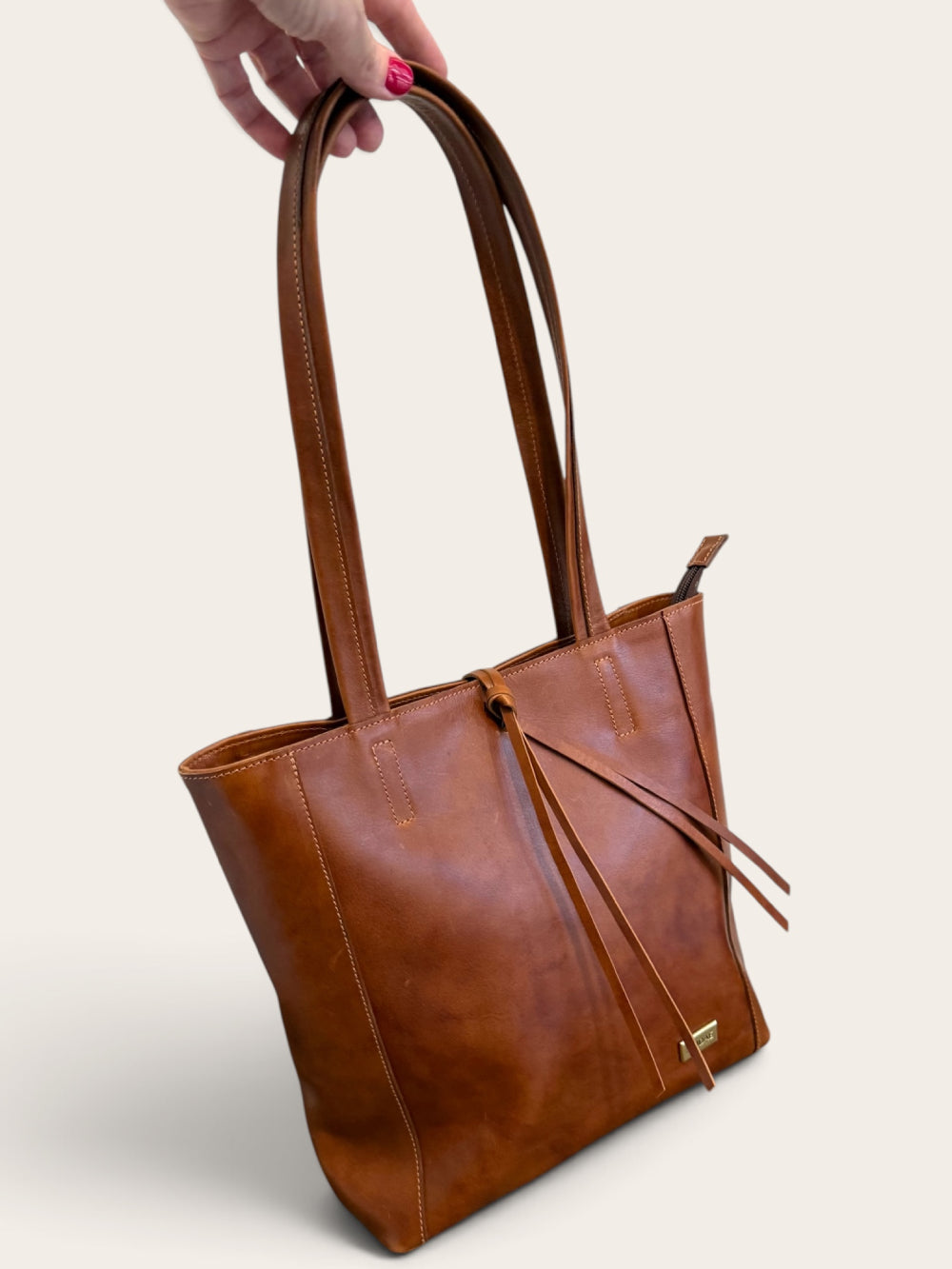 Cartera de Cuero Lazo Midi Café Camel