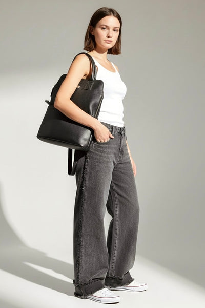 Mochila de Cuero Puemo Negro Grano