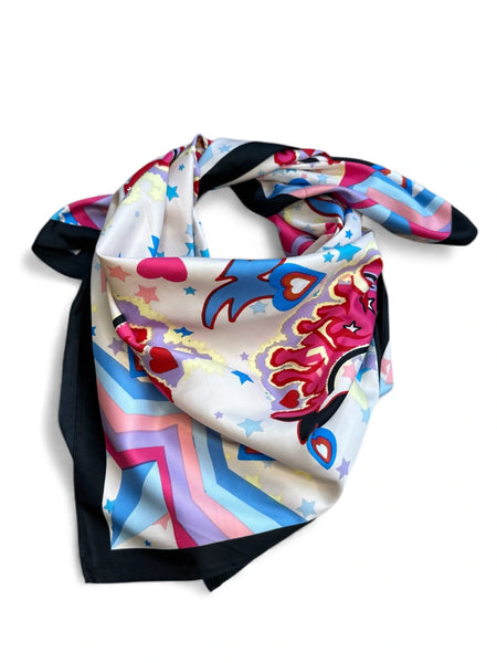 Pañuelo Wild Heart Claro 90x90 cms.
